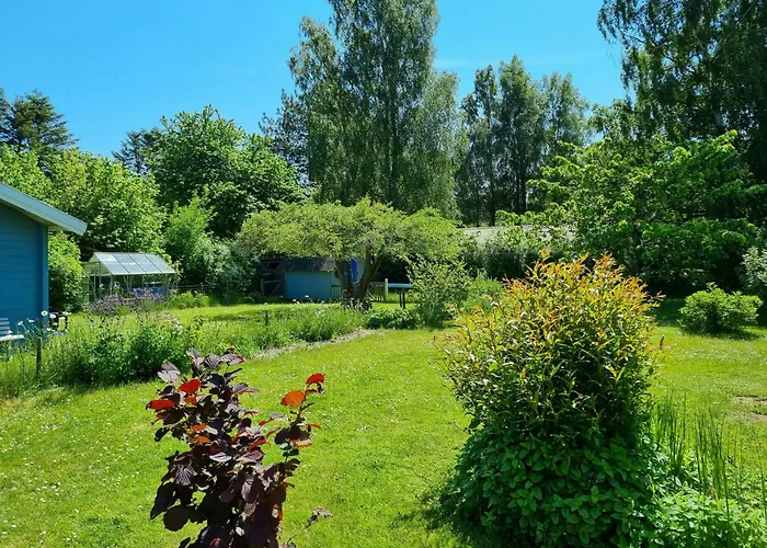 Semesterbostad Blue On Idyllic Asko